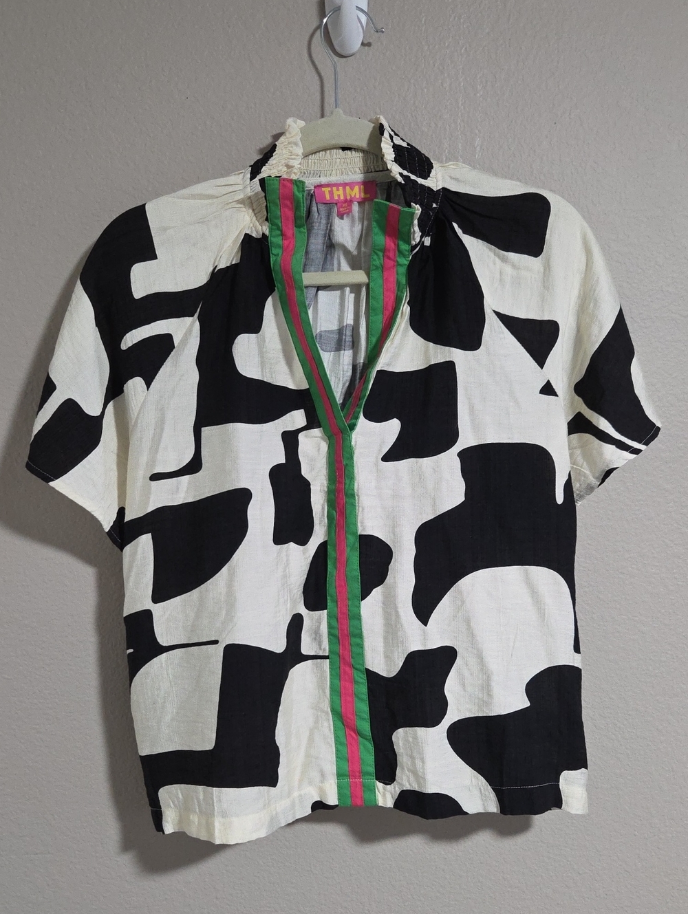 THML "Betsy" Abstract Ruffle Collar Blouse